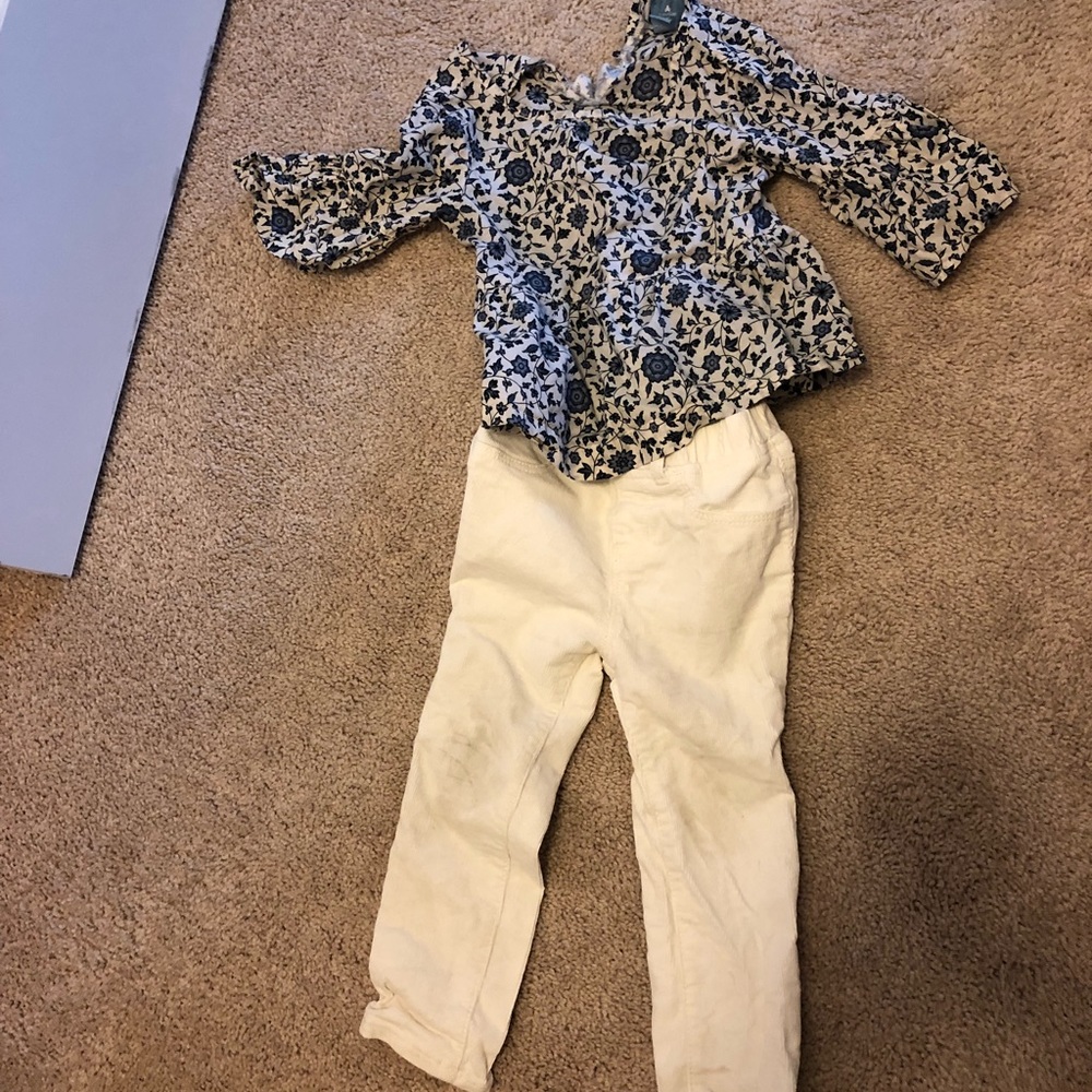 Gap 3T Outfit